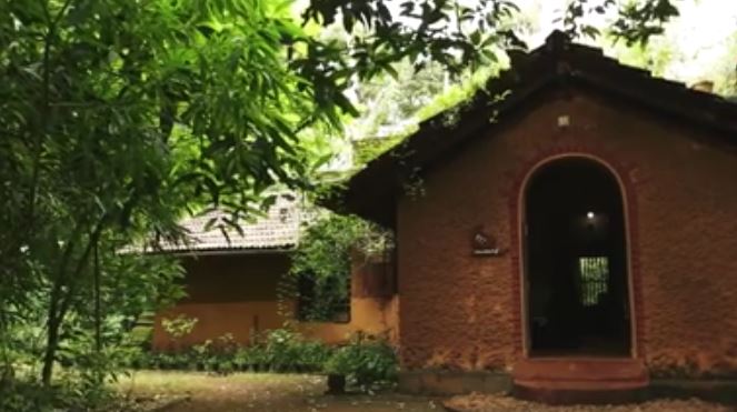 Power Couple Builds “Off-The-Grid” Life In Kerala