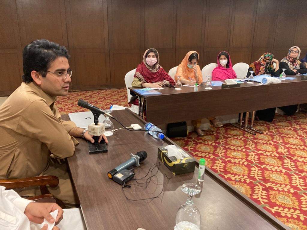 IT minister of Pakistan addressing young Journalists. Photo credit: Women media centre.