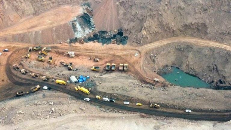 Death Toll Rises to Five with 48 Missing in China Coal Mine Collapse