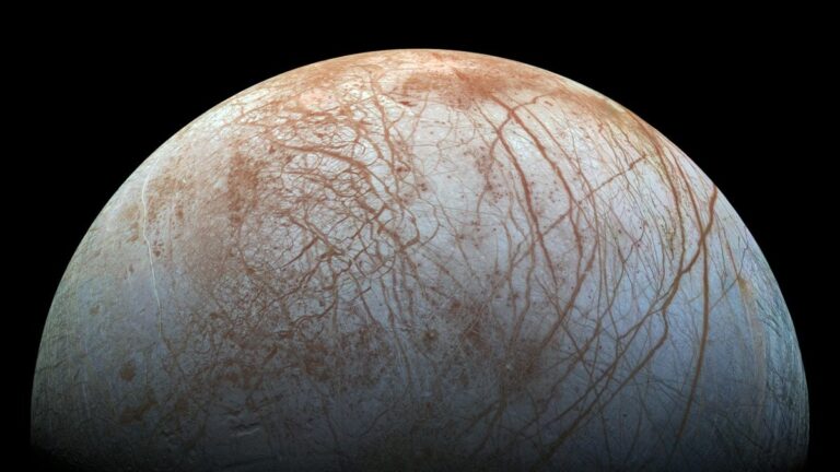The Red Streaks of Europa: Scientists Solve Mystery of Jupiter’s Moon