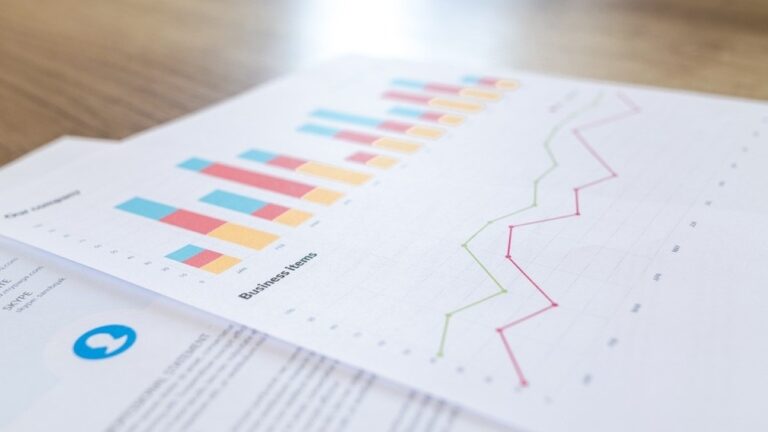 Berkson’s Paradox: How Correlations Can be Deceiving