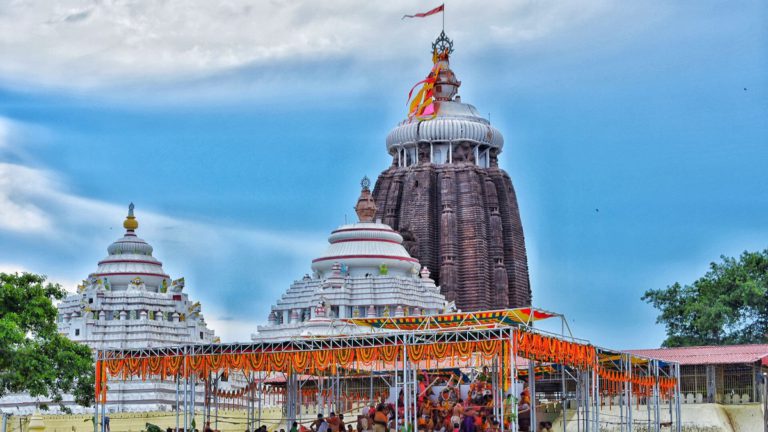 Discover the Wonders of Jagannath Puri Temple: A Spiritual Journey Like No Other