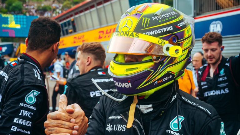 Ferrari Must Offer £80 Million Deal To Lewis Hamilton, Says F1 Commentator 