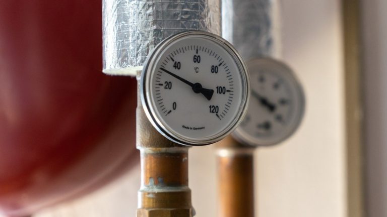 Unravelling the Mysteries: The Paradox of Thermodynamics and Its Mind-bending Conundrums