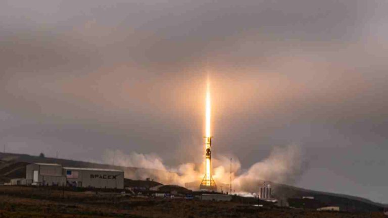 SpaceX Successfully Launches 48 Starlink Satellites, amidst Concerns of Space Sustainability