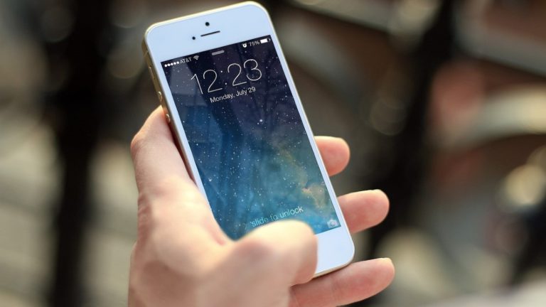 Apple Initiates Compensation Rollout to iPhone Users over Performance Slowdown Controversy