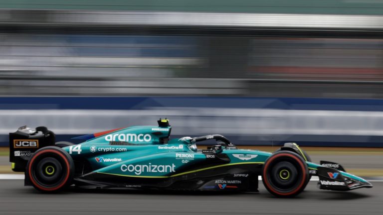 Fernando Alonso Branded “How Not to Be a Team Player” by Former Trainer