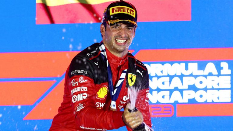 Carlos Sainz Ends Verstappen’s Streak with Thrilling Singapore Grand Prix Victory 