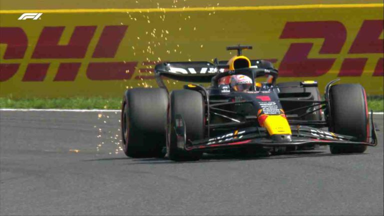Verstappen Dominates Practice Rounds at Japanese GP, Red Bull Sends a Strong Signal
