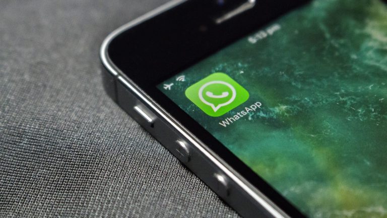 WhatsApp Explores Cross-Platform Messaging, Breaking Barriers for Users