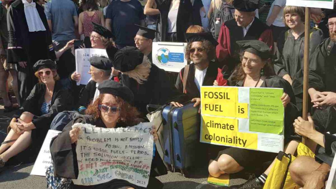 Dutch Police Climate Activists