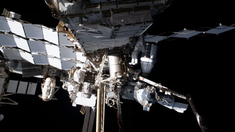 Spacewalk Reveals Ammonia ‘Blob’ as Cosmonauts Tackle ISS Coolant Leak