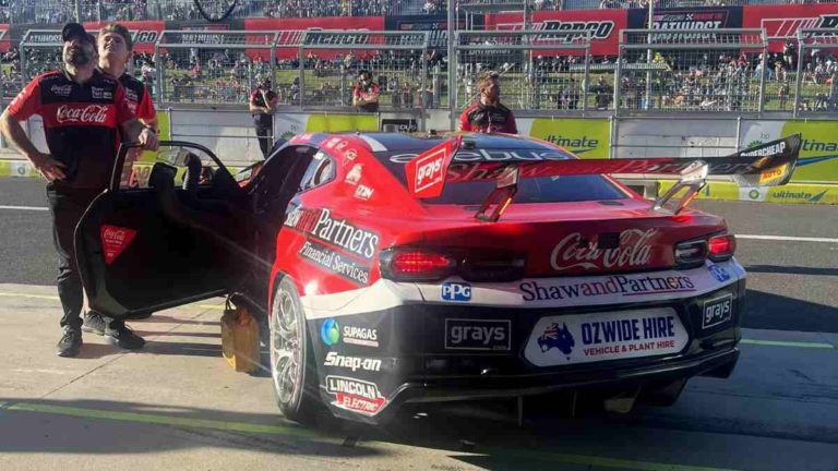 Kostecki Dominates Practice Session, Claims Provisional Pole for Repco Bathurst 1000